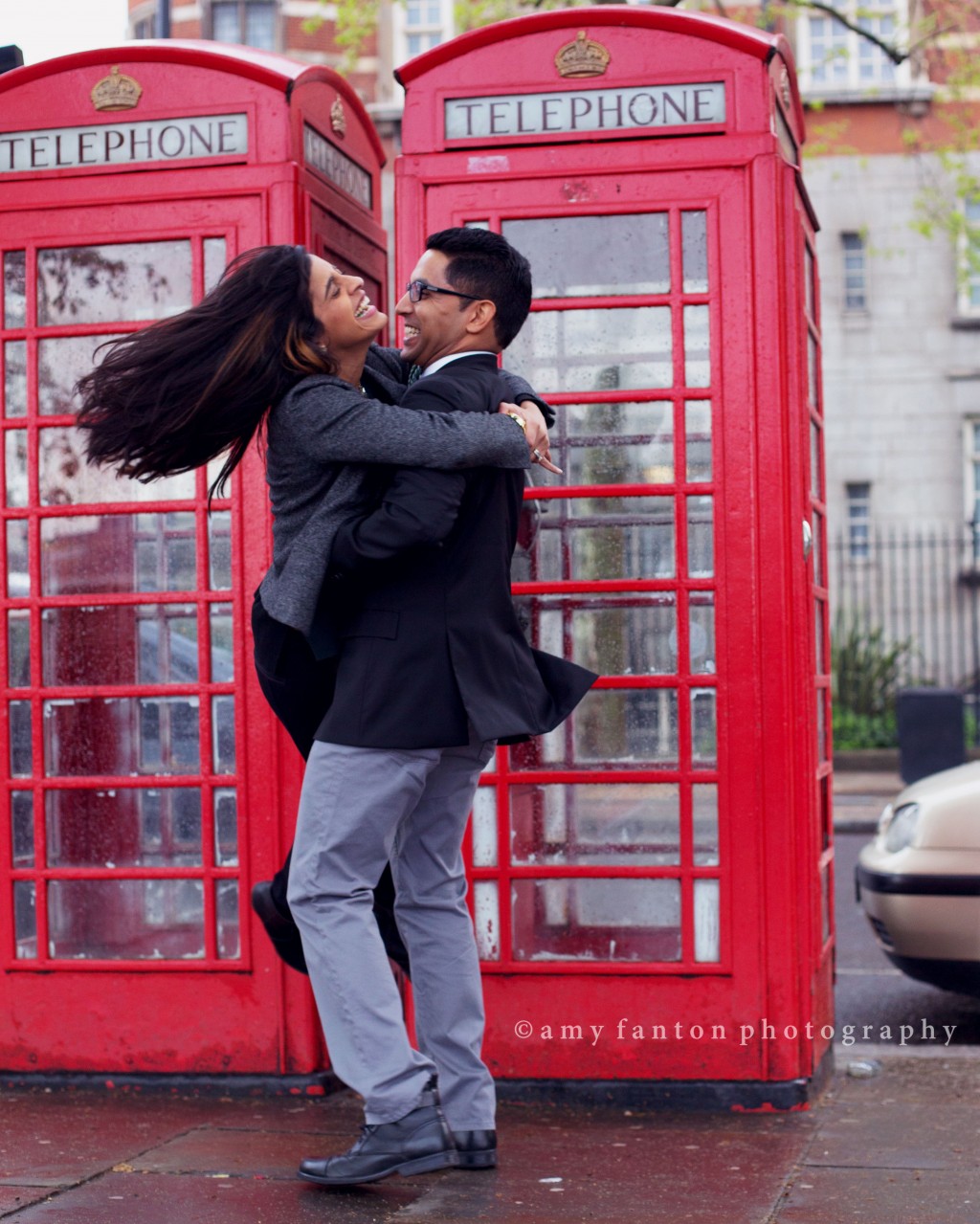 london Telephone Booth Engagement Photo